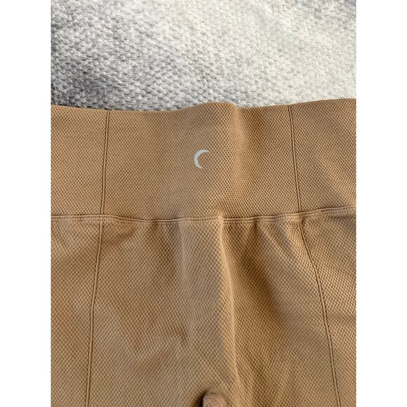Zyia Taupe Firm Free Seamless 7/8 Textured Leggings Size Small Athletic Outdoors - Picture 5 of 9